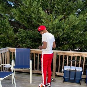 Meet your Posher, Eli